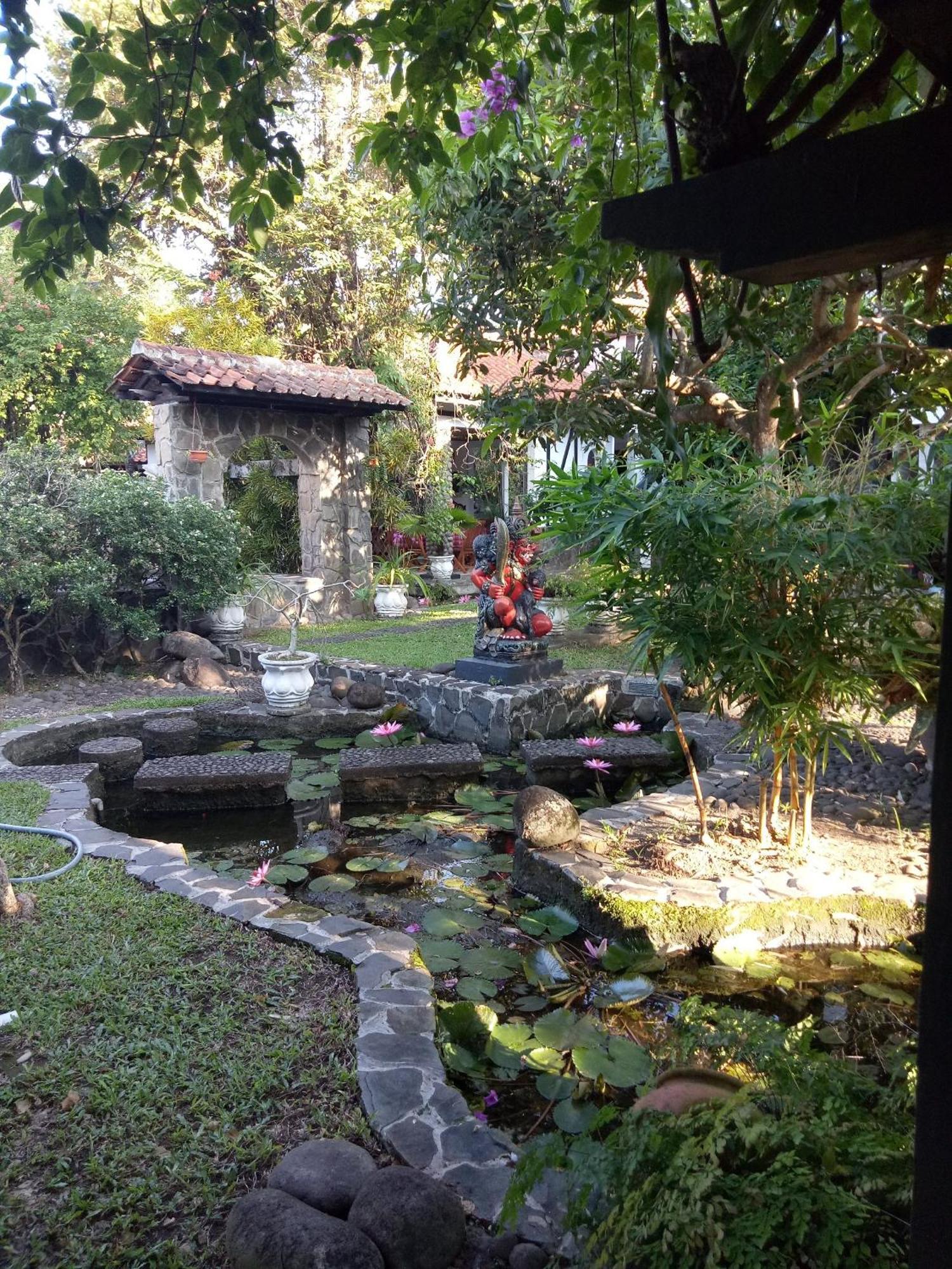 Adams Homestay Pangandaran Exterior photo